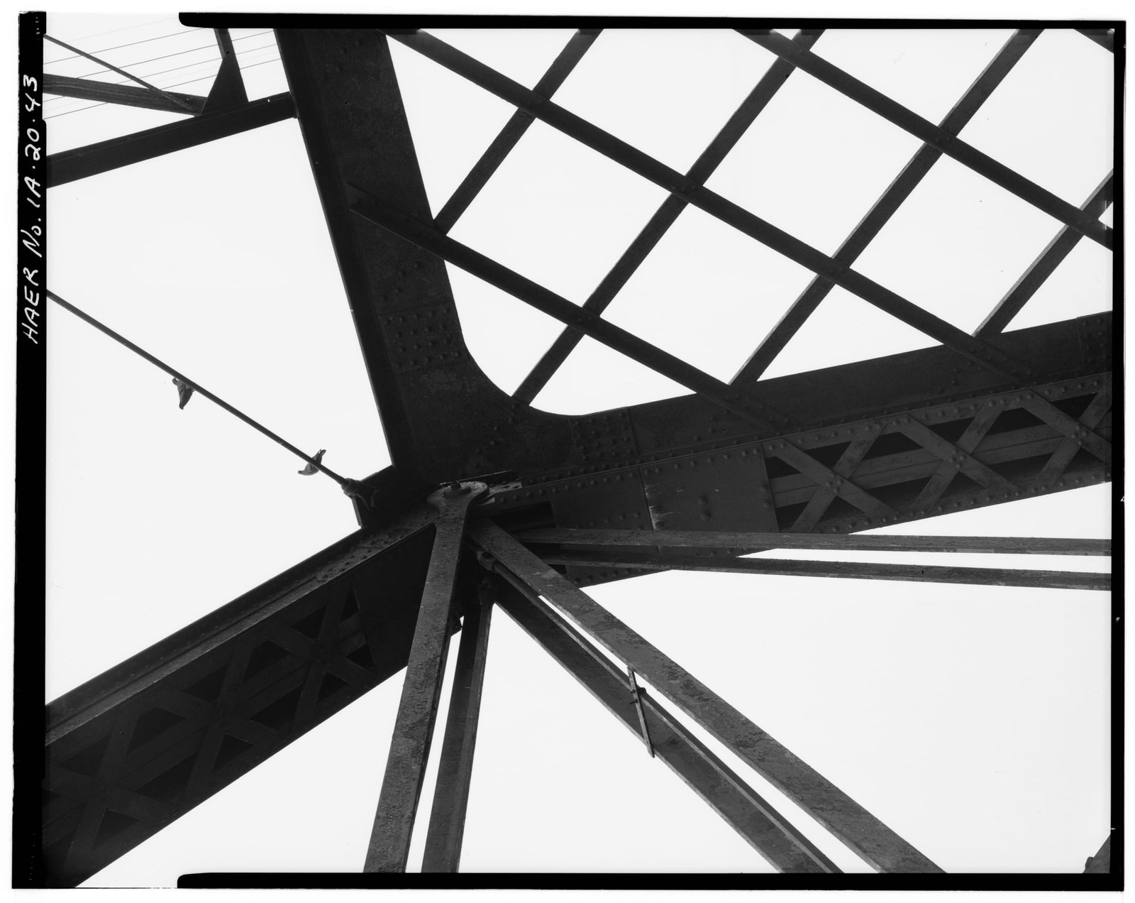 Upper angle connection, previous bridge